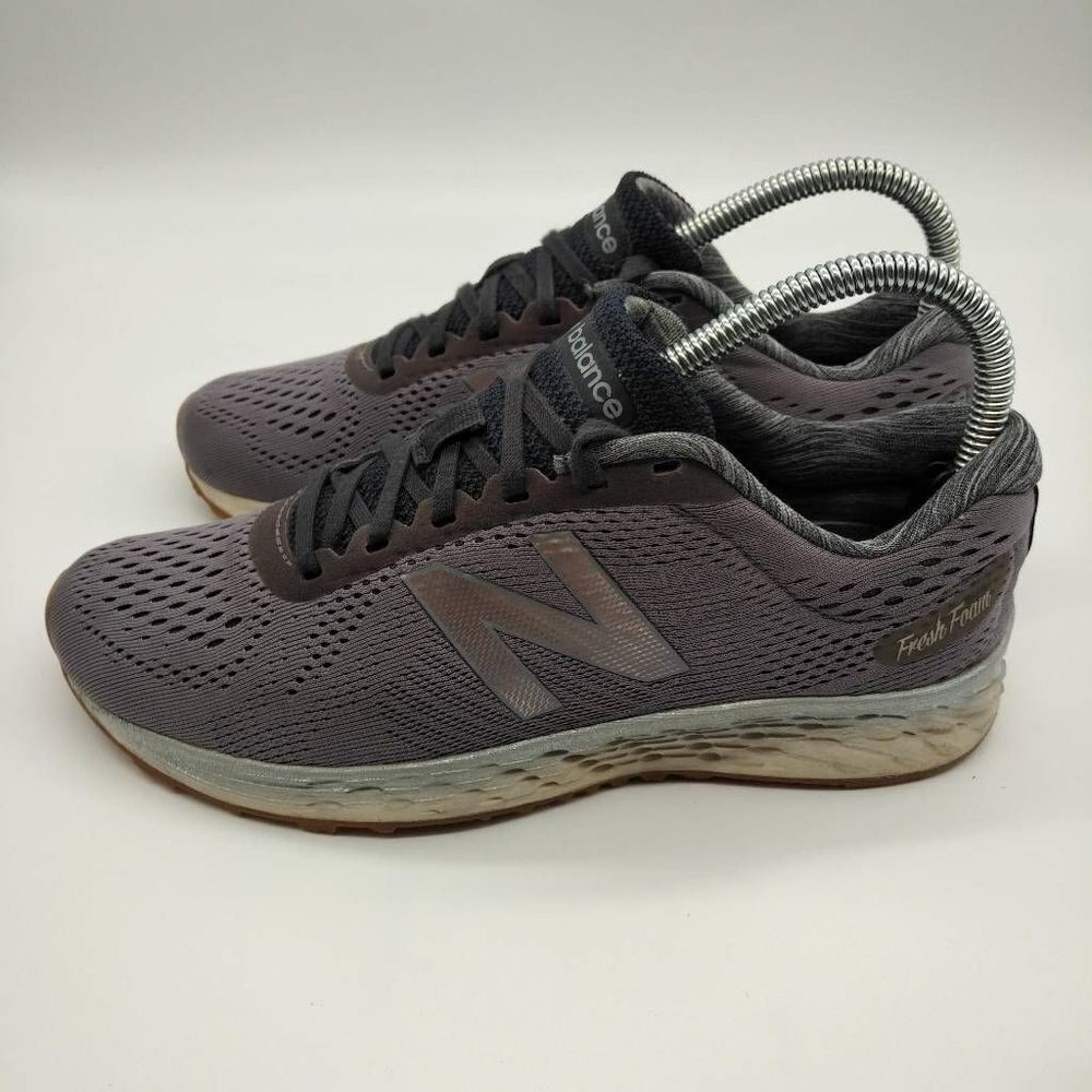 New Balance Fresh Foam Arishi V1 Running‎ Shoes Womens Size 7 B Purple Sneakers